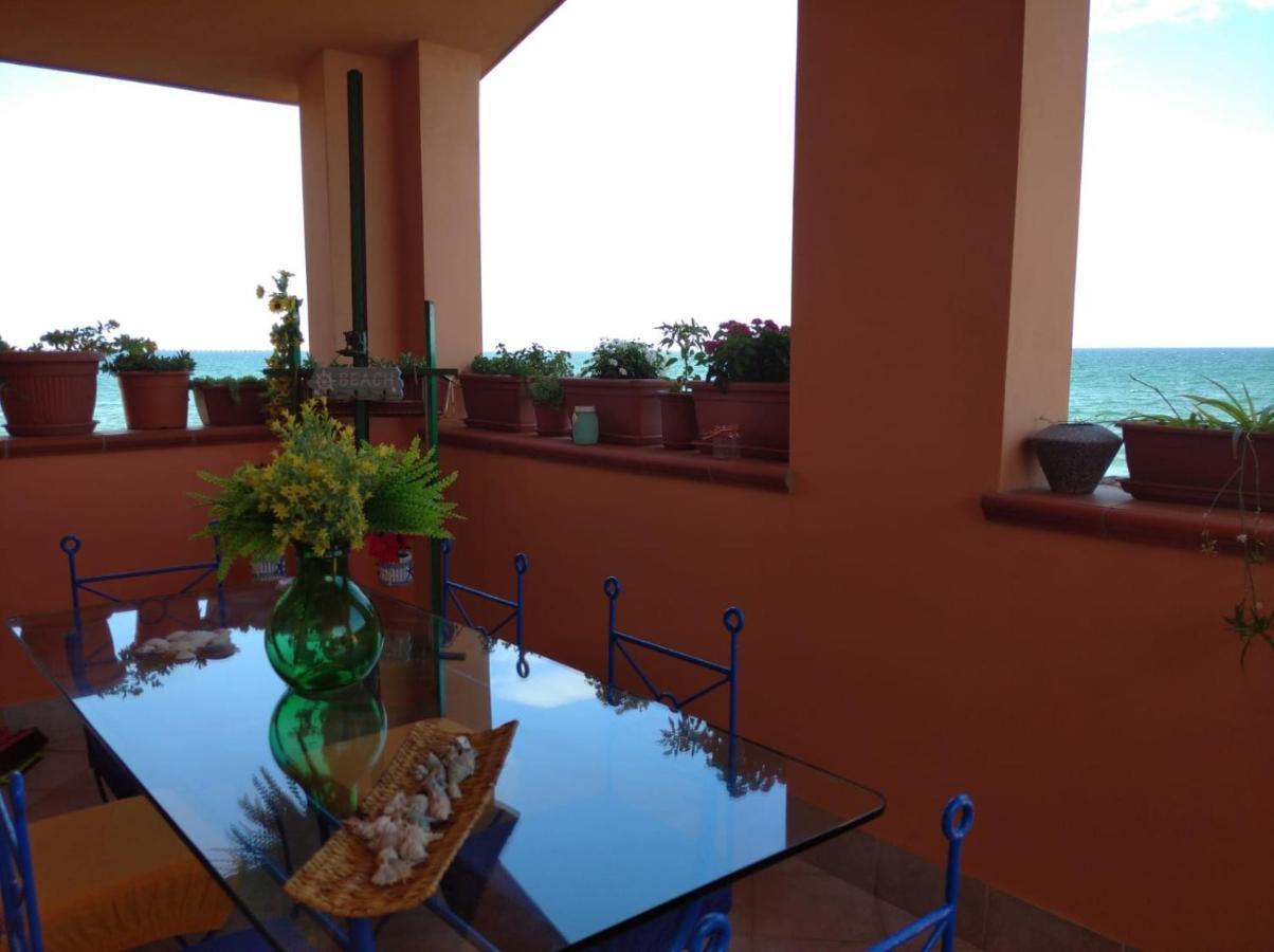 Vila Casa Bon' Aria Fronte Mare Sud Sardegna La Maddalena  Exteriér fotografie